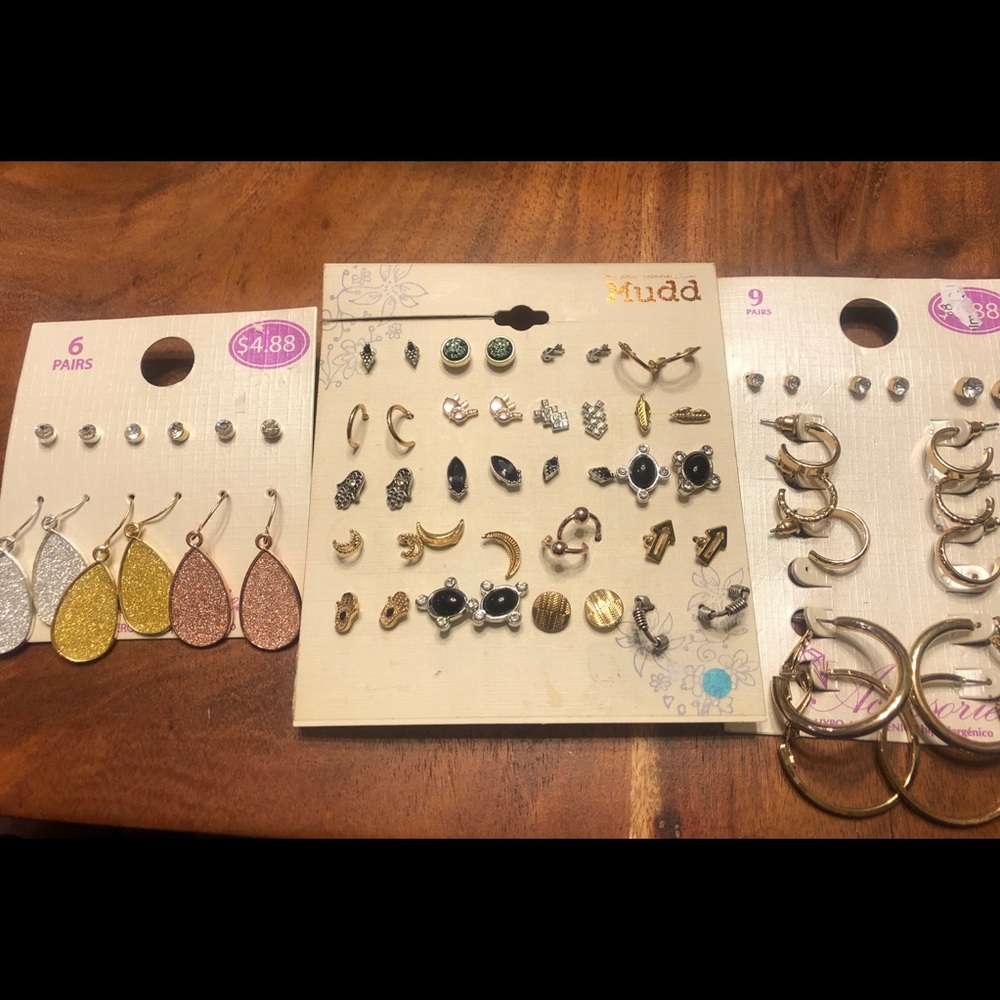 34 pairs of earrings